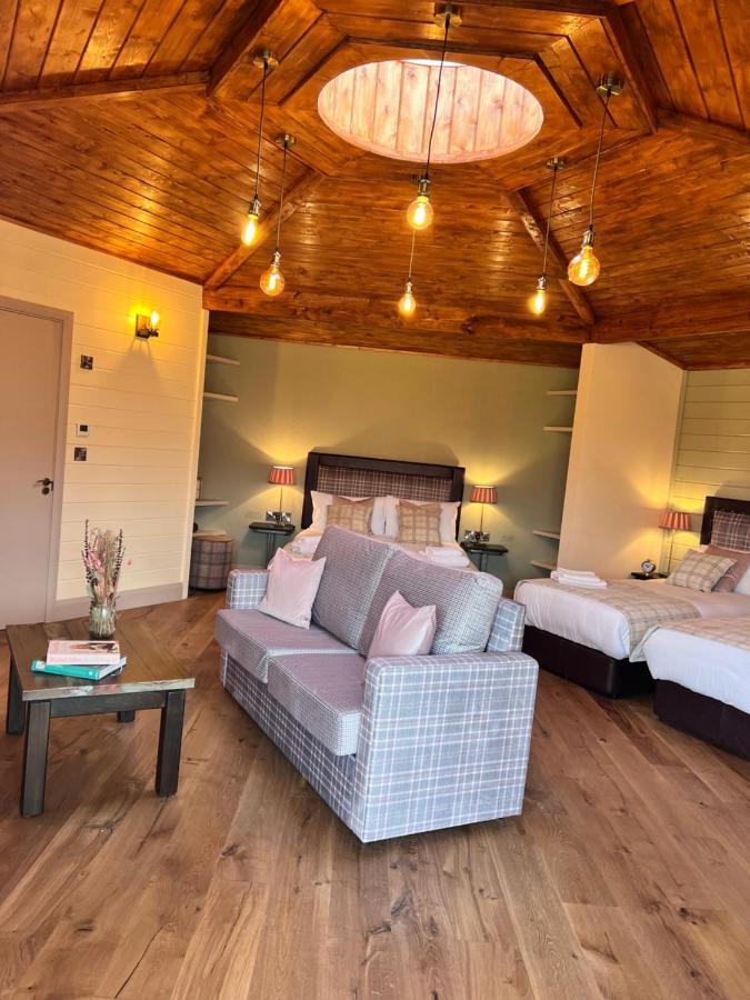 Wildlands Galway Lodge *